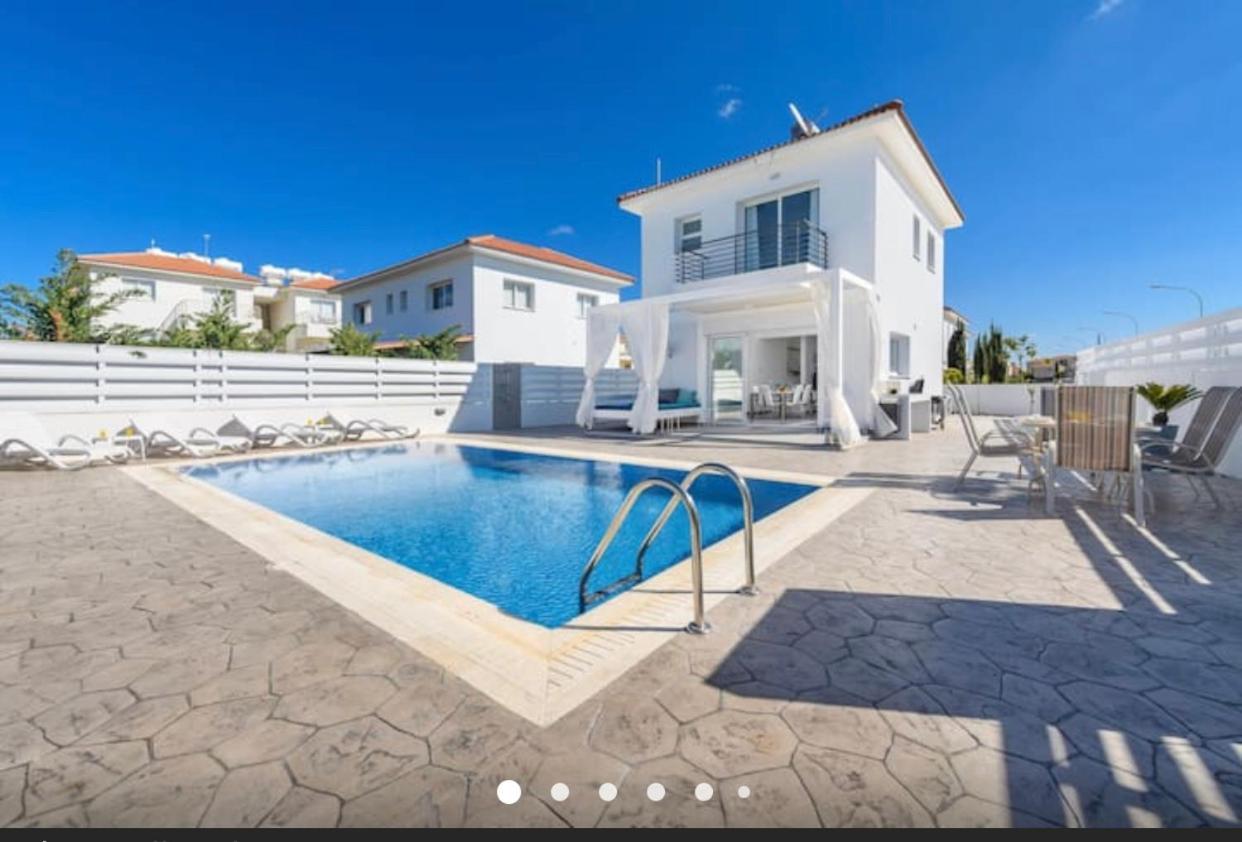 Villa Kolibri- Mythical Sands Paralimni Exterior foto